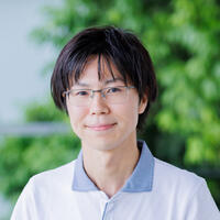 坂口 慶祐 教授の写真